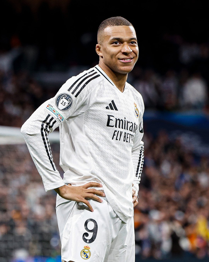 热议女足0-8英格兰：换帅至今到底练了啥；选材是否该大型化