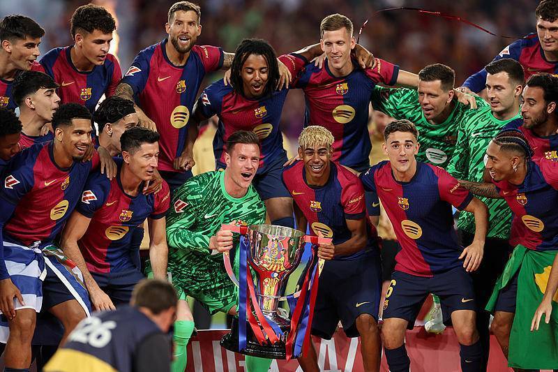 国安官媒送别阿马雷：俱乐部十分认可执教表现，祝福一切顺利（国安官媒告别阿马雷：俱乐部高度肯定其执教，祝愿一切顺利）