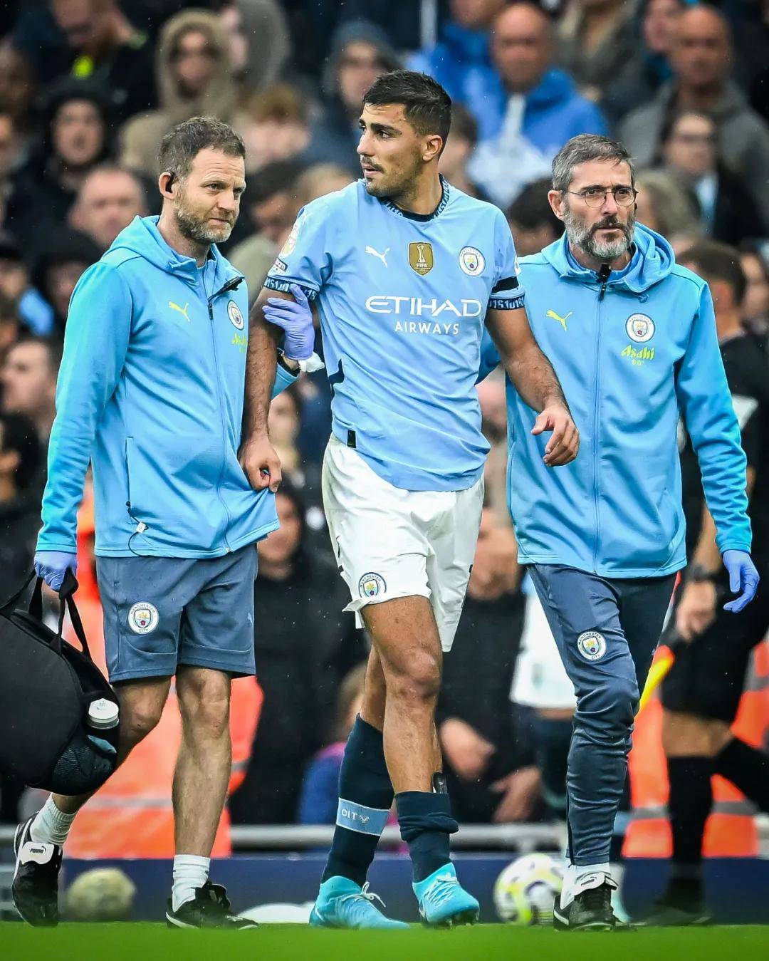 恩祖齐-马塔加盟中甲升班马深圳青年人