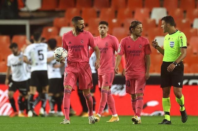 记者：米利唐、赫伊森、阿拉巴、卡瓦哈尔、阿森西奥缺席训练